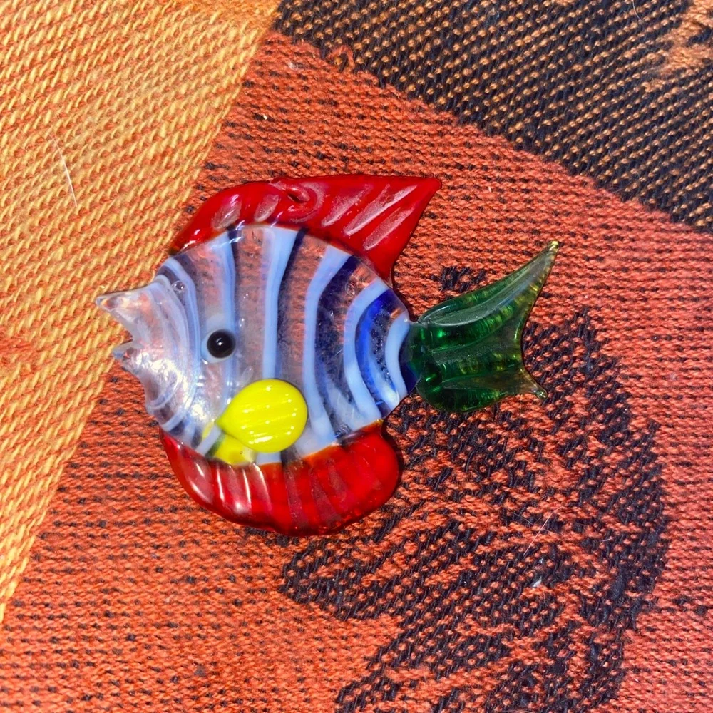 Colorful Glass Fish Figurine Set that hangs